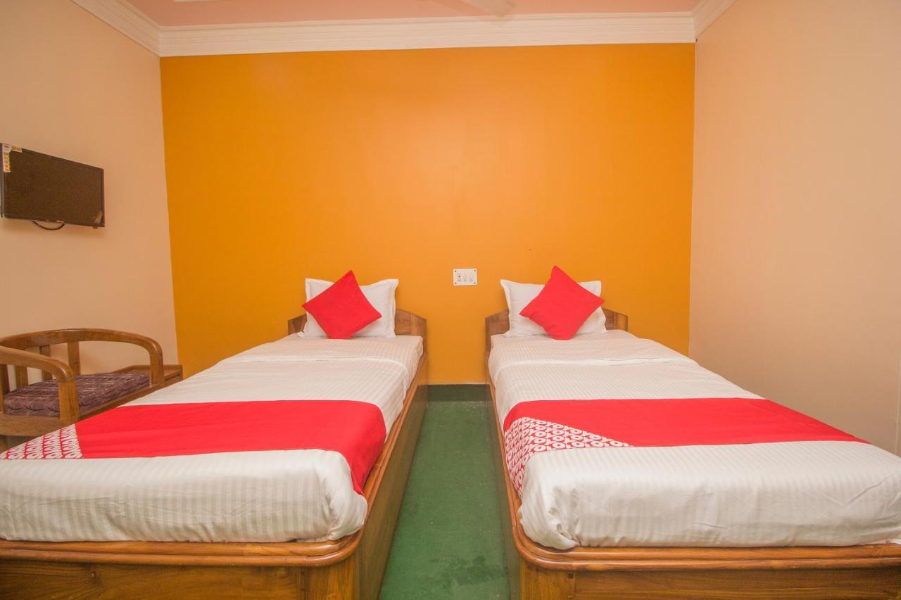 Oyo 48133 Hotel Payel Malda Экстерьер фото