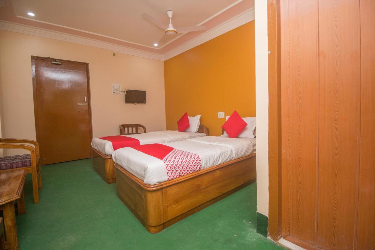 Oyo 48133 Hotel Payel Malda Экстерьер фото