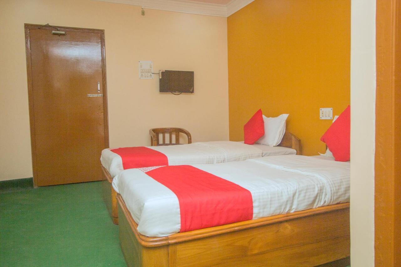 Oyo 48133 Hotel Payel Malda Экстерьер фото